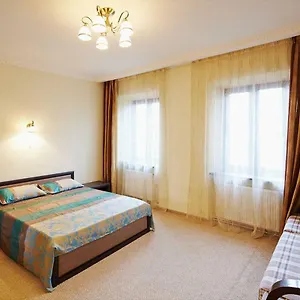 https://uutnaya-apartments-on-ploszczadi-rynok.hotelslviv.net