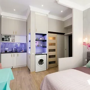 https://city-center-apartments-3.hotelslviv.net